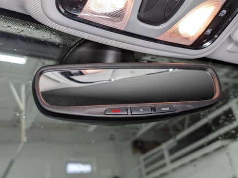 Used 2019 Jeep Cherokee Limited image 35