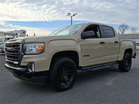 Used 2022 GMC Canyon AT4 image 6