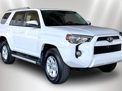 Used 2018 Toyota 4Runner SR5 AWD/4WD image 1