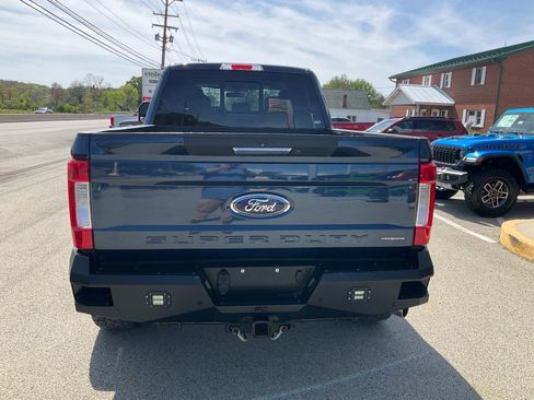Used 2017 Ford F250 Lariat w/ Chrome Package AWD/4WD image 4
