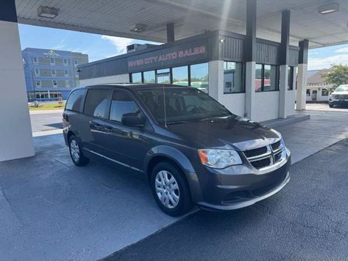 Used 2017 Dodge Grand Caravan SE w/ Power Window Group FWD image 1