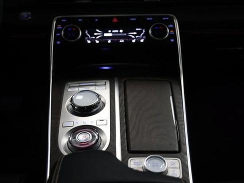 Used 2024 Genesis GV80 3.5T Prestige Signature AWD/4WD image 38
