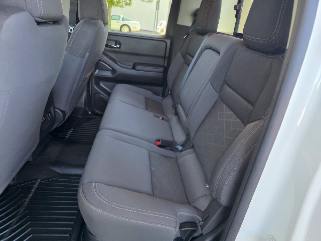 Used 2025 Nissan Frontier SV w/ SV Convenience Package AWD/4WD image 19