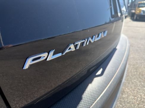 Used 2024 Ford Escape Platinum AWD/4WD image 8