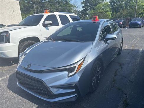 Certified 2024 Toyota Corolla SE FWD image 1