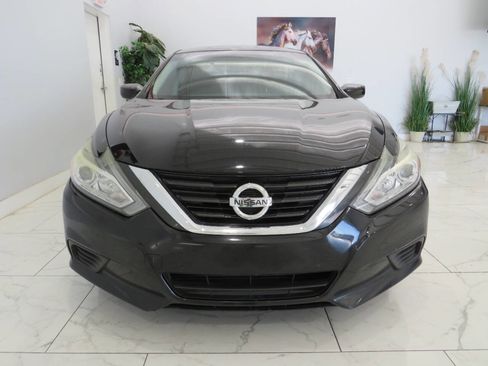 Used 2018 Nissan Altima 2.5 S image 9