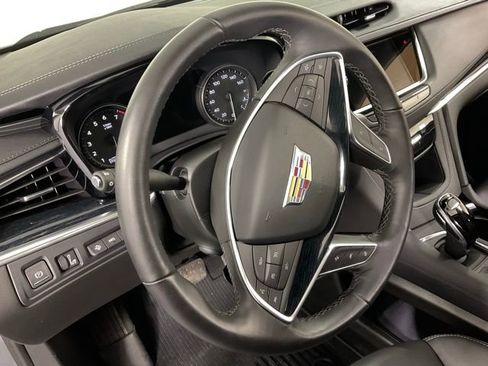Used 2025 Cadillac XT5 Premium Luxury w/ Technology Package image 21