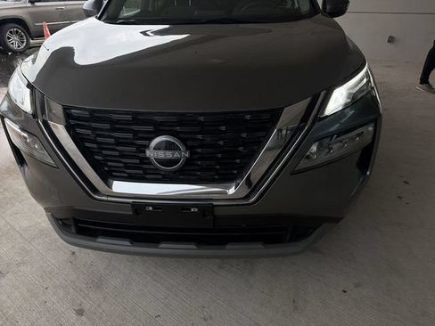 Used 2023 Nissan Rogue SV AWD/4WD image 11