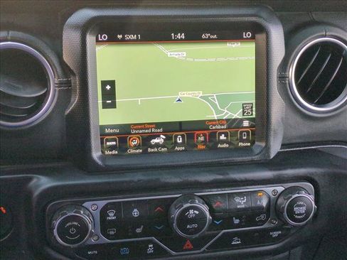 Certified 2023 Jeep Wrangler Sahara w/ Cold Weather Group image 13