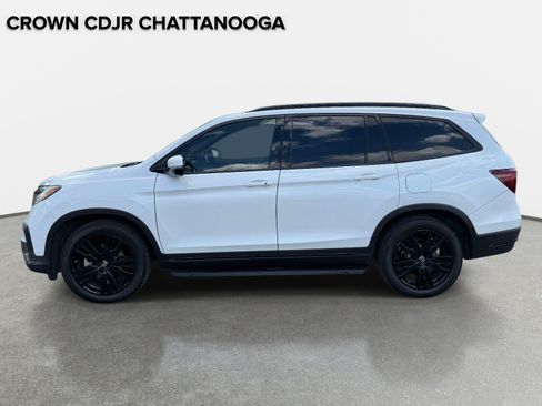 Used 2021 Honda Pilot Black Edition image 2