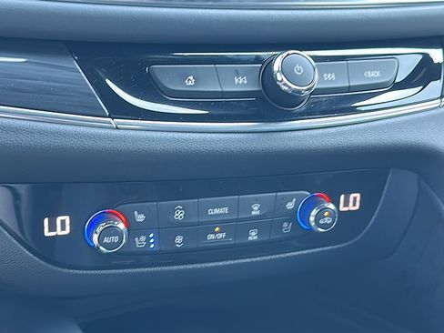 Used 2023 Buick Enclave Premium w/ Experience Buick Package image 35