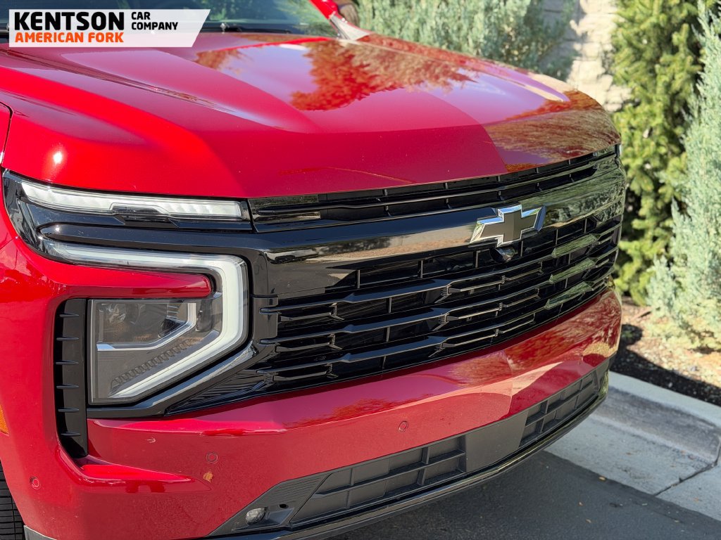 Used 2026 Chevrolet Suburban RST AWD/4WD image 11