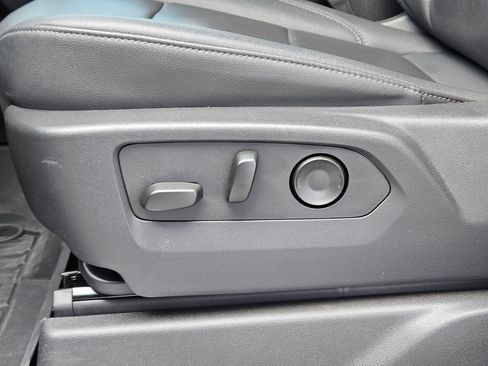 Used 2024 GMC Sierra 1500 SLT w/ SLT Premium Package image 20