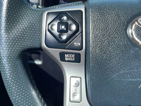 Used 2015 Toyota 4Runner SR5 Premium RWD image 15