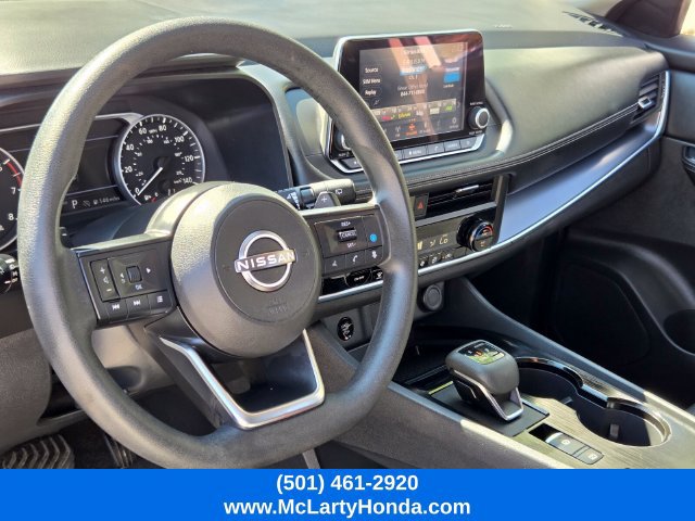 Used 2024 Nissan Rogue SV FWD image 9