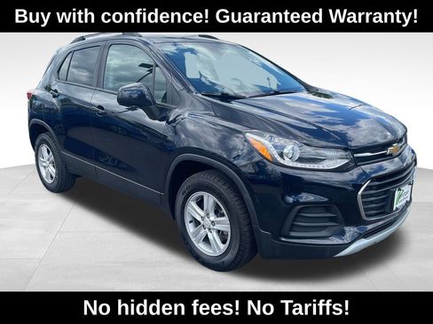 Used 2022 Chevrolet Trax LT w/ Driver Confidence Package AWD/4WD image 1