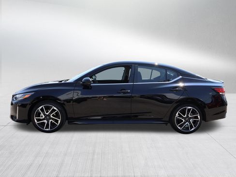 Used 2024 Nissan Sentra SR FWD image 4