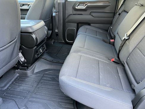 Used 2023 GMC Sierra 1500 Elevation w/ LPO, Elevation Black Package image 17