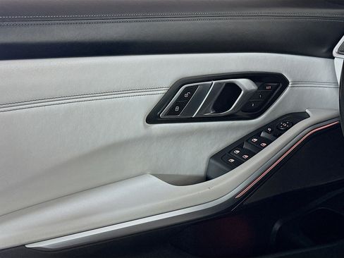 Used 2022 BMW M3 Executive 6-Speed Manual w/ M Carbon Exterior Package image 15