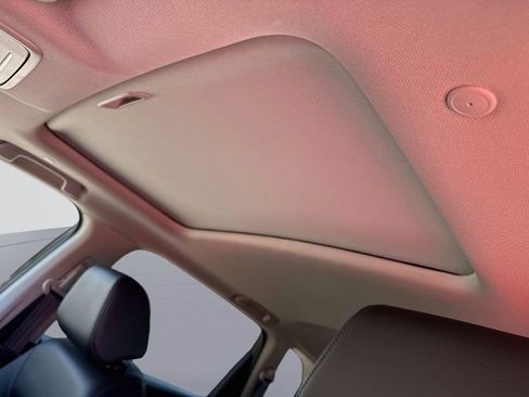 Certified 2025 Honda CR-V EX-L image 31