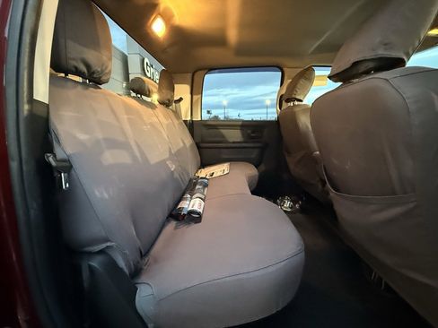 Used 2018 RAM 3500 Tradesman w/ Chrome Appearance Group image 11