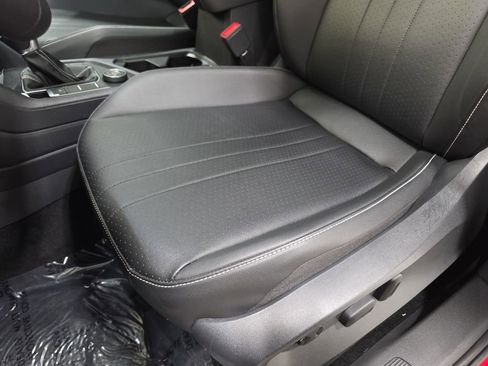 Used 2023 Volkswagen Tiguan SE w/ Panoramic Sunroof Package AWD/4WD image 27