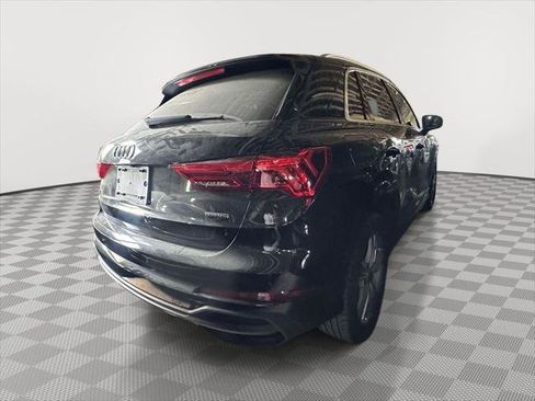 Used 2023 Audi Q3 2.0T Premium w/ Convenience Package AWD/4WD image 5
