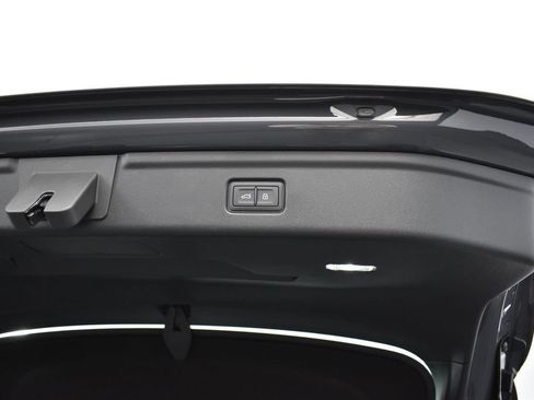 New 2027 Audi A6 e-tron Premium Plus AWD/4WD image 17