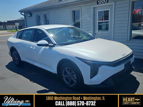 Used 2025 Kia K4 FWD image 1