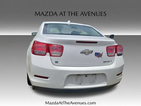 Used 2015 Chevrolet Malibu LT w/ Power Convenience Package FWD image 12
