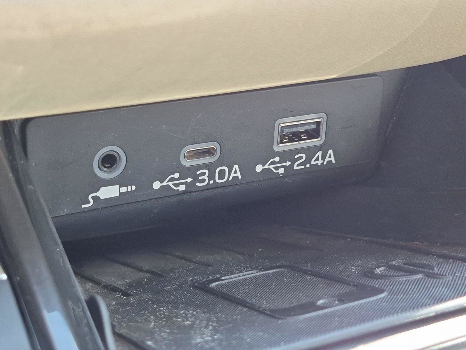 Certified 2025 Subaru Outback Limited AWD/4WD image 23