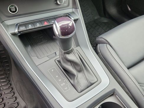 Used 2025 Audi Q3 2.0T Premium w/ Convenience Package image 24