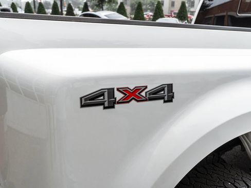 Used 2025 Ford F350 Lariat w/ Lariat Ultimate Package AWD/4WD image 35