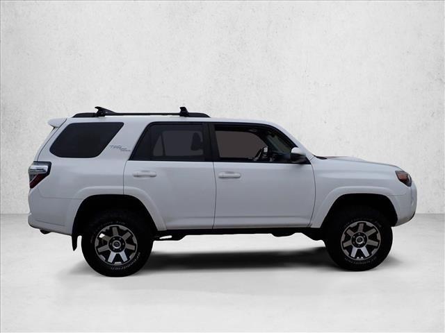 Used 2022 Toyota 4Runner TRD Off-Road AWD/4WD image 5