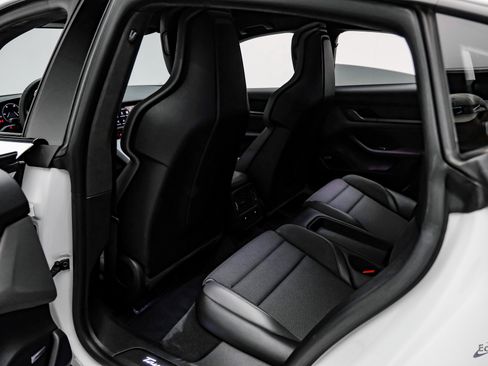 Used 2020 Porsche Taycan Turbo S image 70