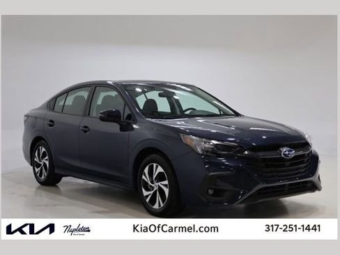 Used 2025 Subaru Legacy Premium image 1