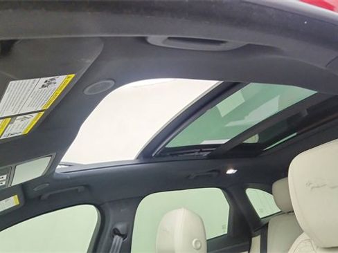 Used 2025 Jaguar F-PACE R-Dynamic S image 54