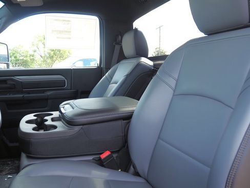 New 2026 RAM 5500 Tradesman image 15