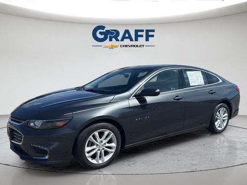 Used 2017 Chevrolet Malibu LT FWD image 13
