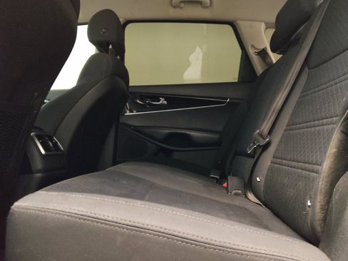 Used 2018 Kia Sorento FWD V6 image 18