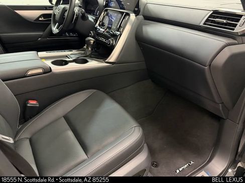 Used 2025 Lexus LX 600 F Sport w/ Accessory Package (2T) AWD/4WD image 14