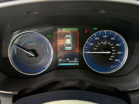 Certified 2023 Subaru Crosstrek Hybrid w/ Moonroof Package w/Navigation AWD/4WD image 16