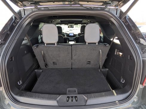 Used 2023 Ford Explorer ST-Line w/ Class IV Trailer Tow Package image 31