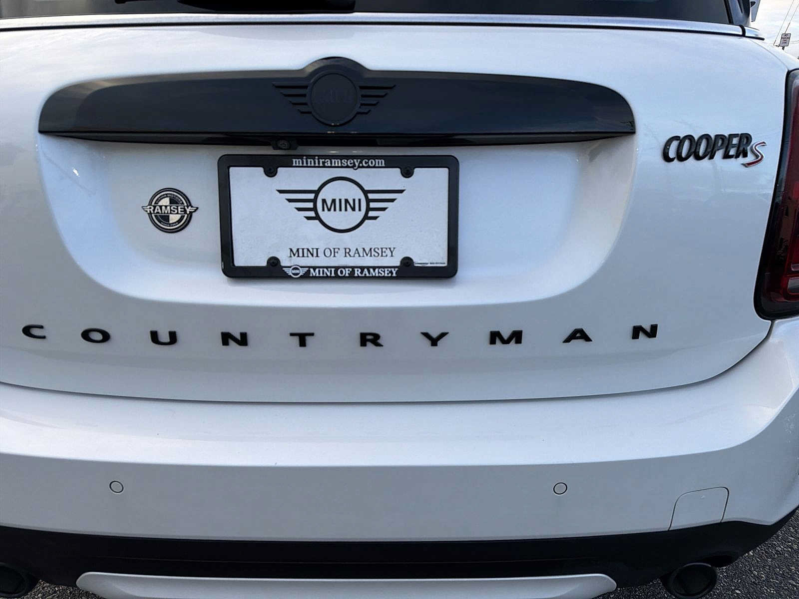 Used 2024 MINI Cooper Countryman S w/ Premium Package AWD/4WD image 15