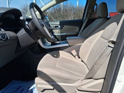 Used 2012 Ford Edge SE FWD image 9
