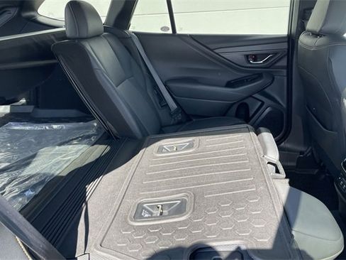 Used 2022 Subaru Outback Wilderness image 17