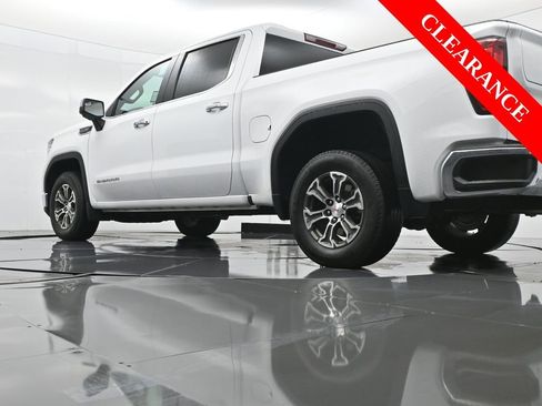 Used 2024 GMC Sierra 1500 SLT image 50