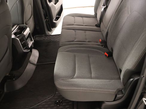 Used 2020 RAM 1500 Big Horn AWD/4WD image 12