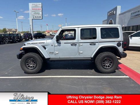 Used 2022 Jeep Wrangler Unlimited Rubicon w/ Xtreme Recon 35" Tire Package image 1