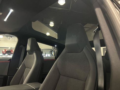 Used 2026 Tesla Cybertruck AWD Crew Cab image 25